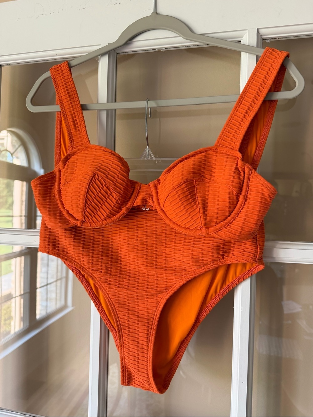 SOLID & STRIPED Lilo Bikini in Chain Rib Pumpkin Size Large - Picture 6 of 7